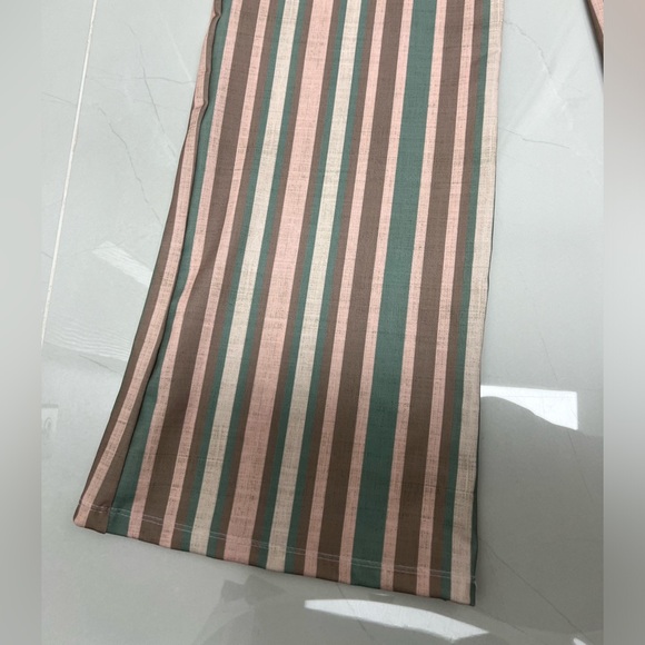 Pants - Picture 3 of 4